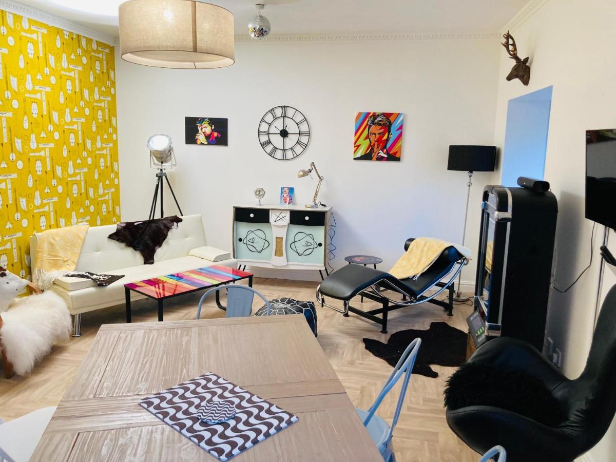 Funky Unique 2-bedroom With Parking Brighton