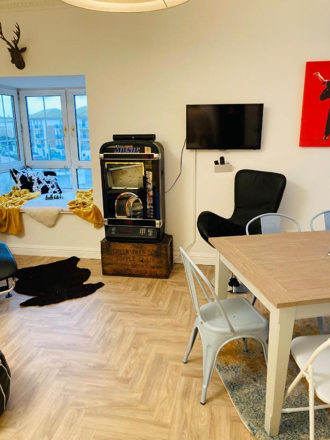 Apartment Funky Unique 2-bedroom With Parking Brighton