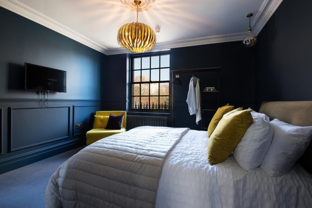 Jewel Of Kemptown - Luxury Townhouse, Sleeps 9 Holiday home Brighton