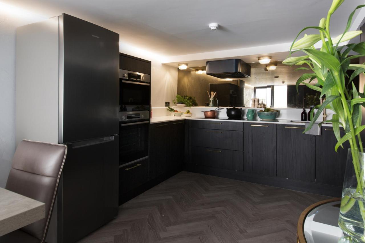 Jewel Of Kemptown - Luxury Townhouse, Sleeps 9 Holiday home Brighton