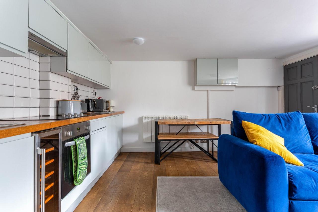 Central Grand Parade Apartment