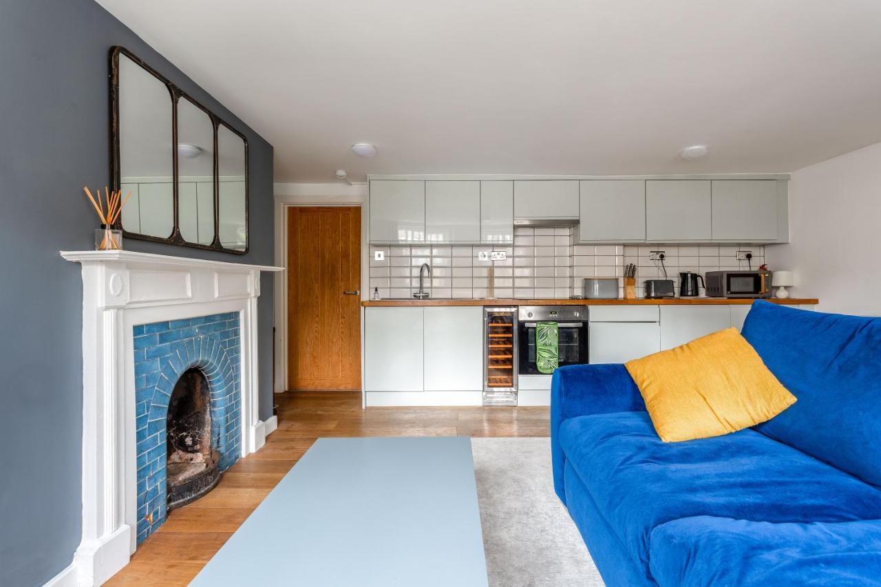 Central Grand Parade Apartment