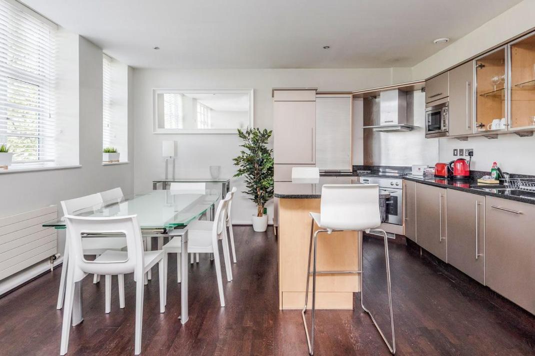 Apartment Roomspace Serviced - Princes House Brighton