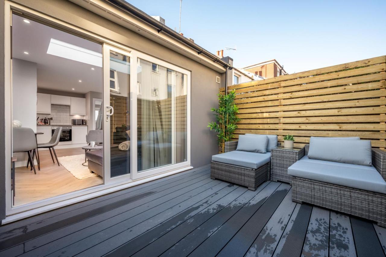 Brandnew Stylish House With Patio For 6 In *