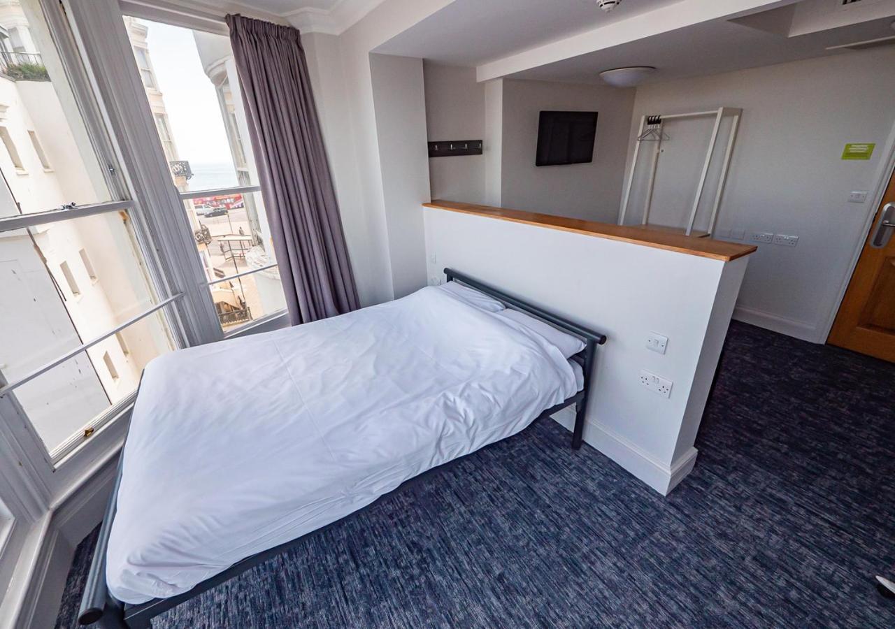 Hostel A&o