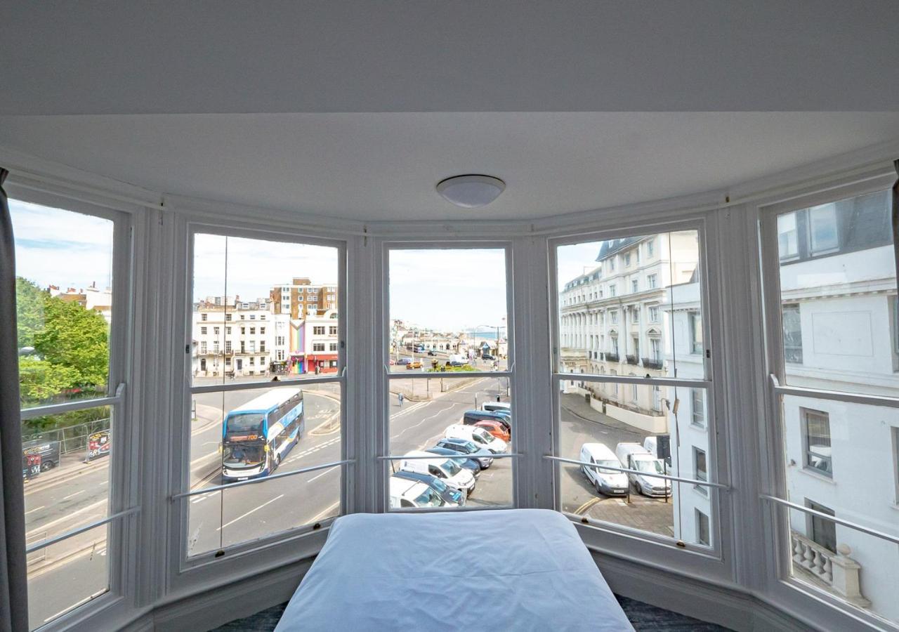 A&o * Brighton
