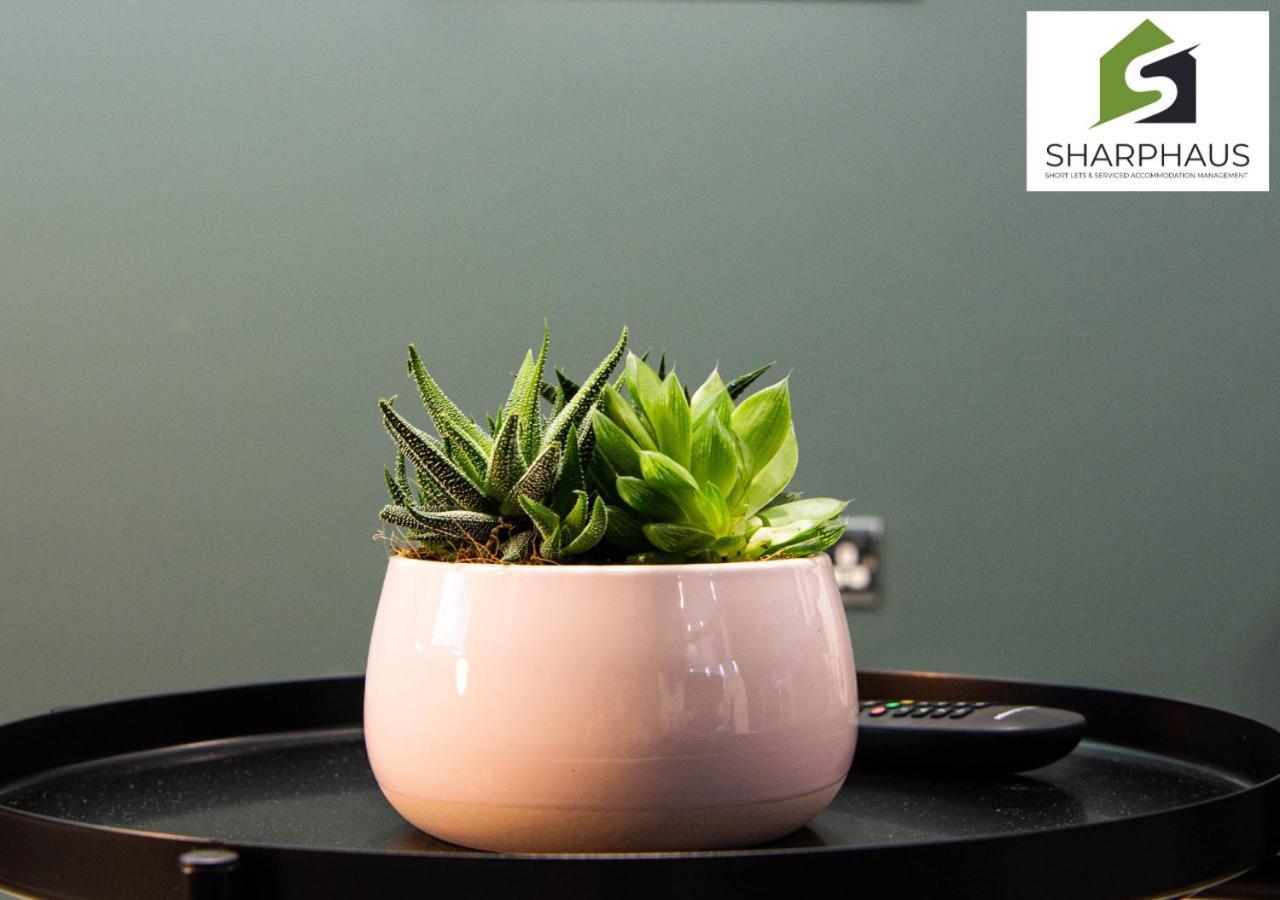 Light & Modern 2-bed By The - A Hidden Gem By Sharphaus Short Lets & Serviced Management Apartment