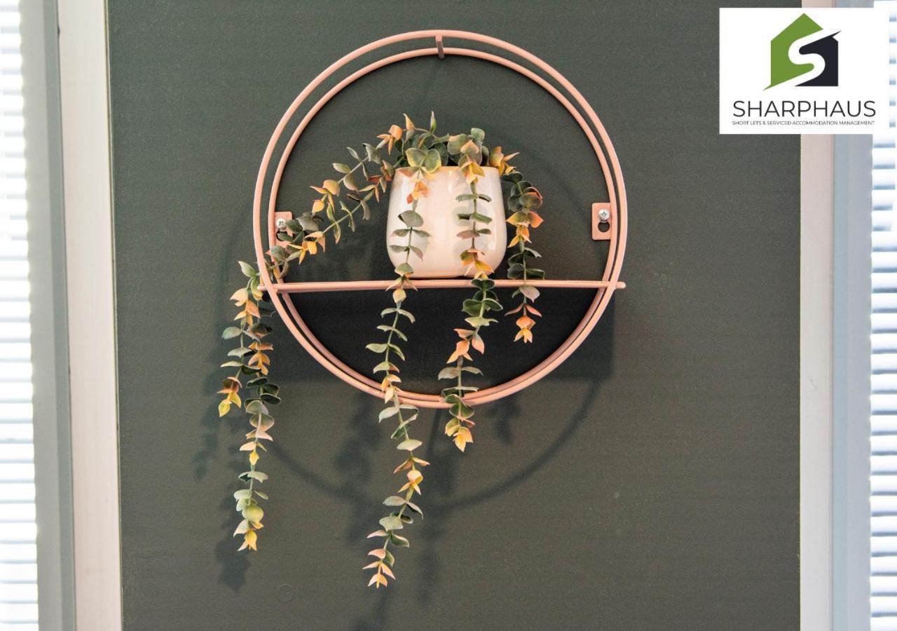 Apartment Light & Modern 2-bed By The - A Hidden Gem By Sharphaus Short Lets & Serviced Management