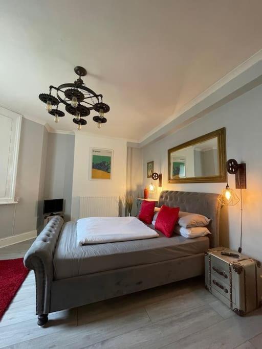 The Vault - Cosy In / Apartment *