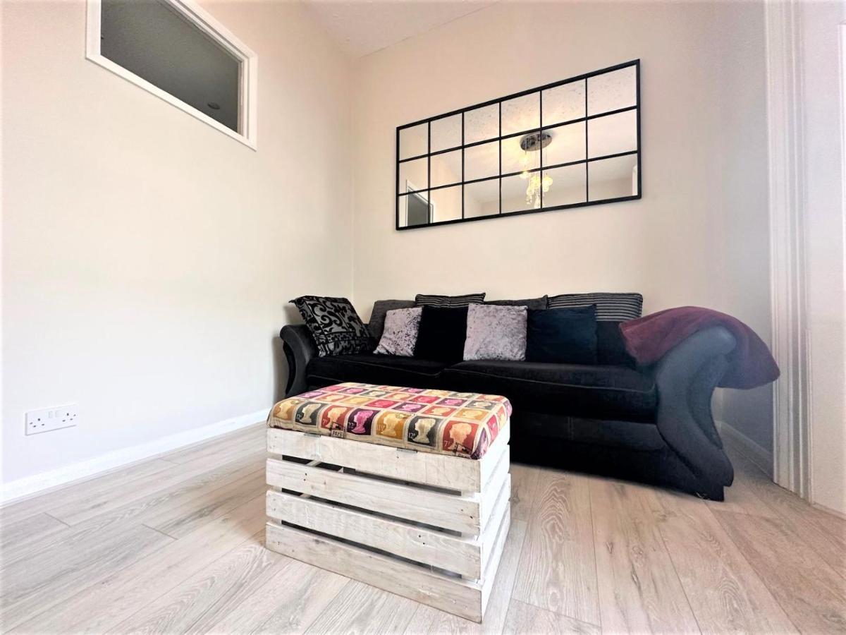 Flash Sale Centre 1bedroom Flat Bn16sma02 *