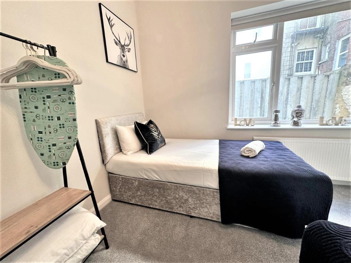 Apartment Flash Sale Centre 1bedroom Flat Bn16sma02