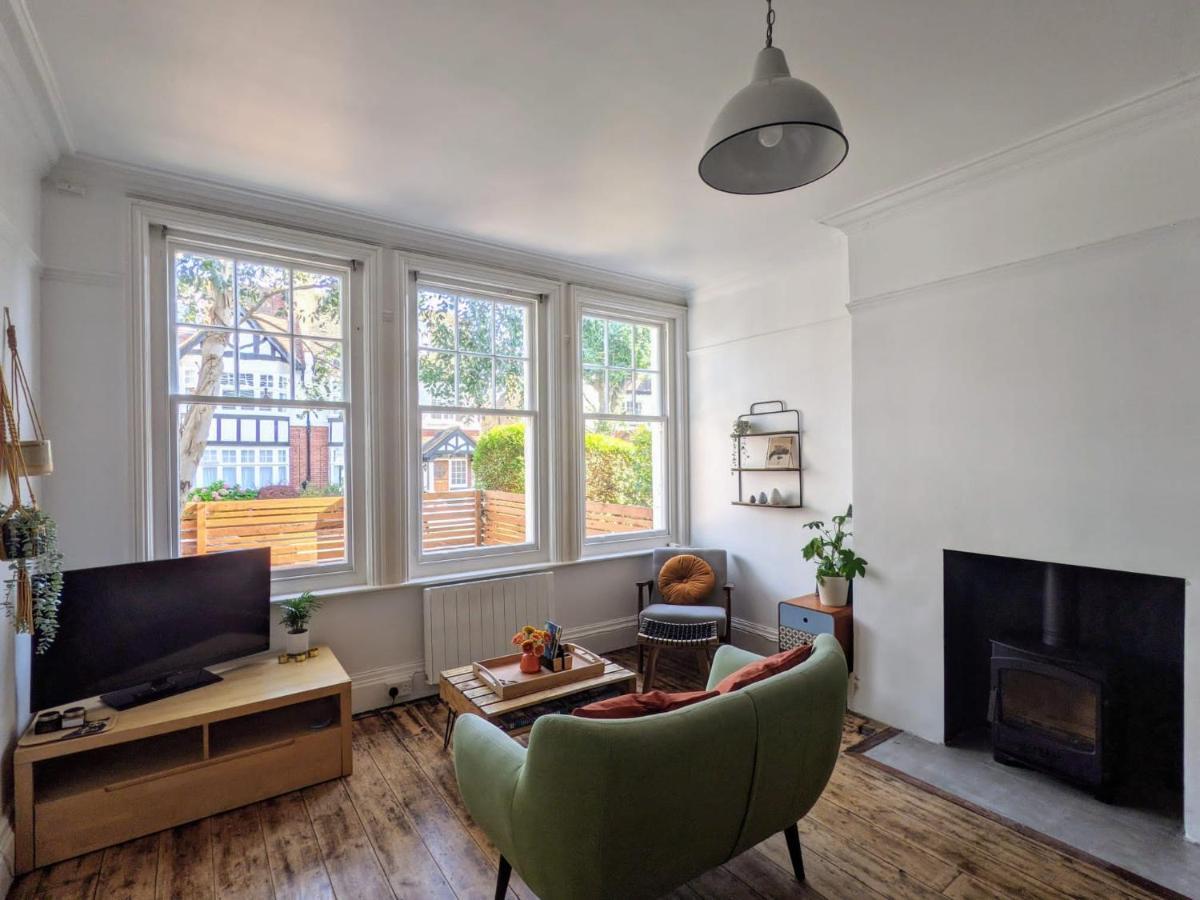 *unique & Garden, Near Beach* Apartment *
