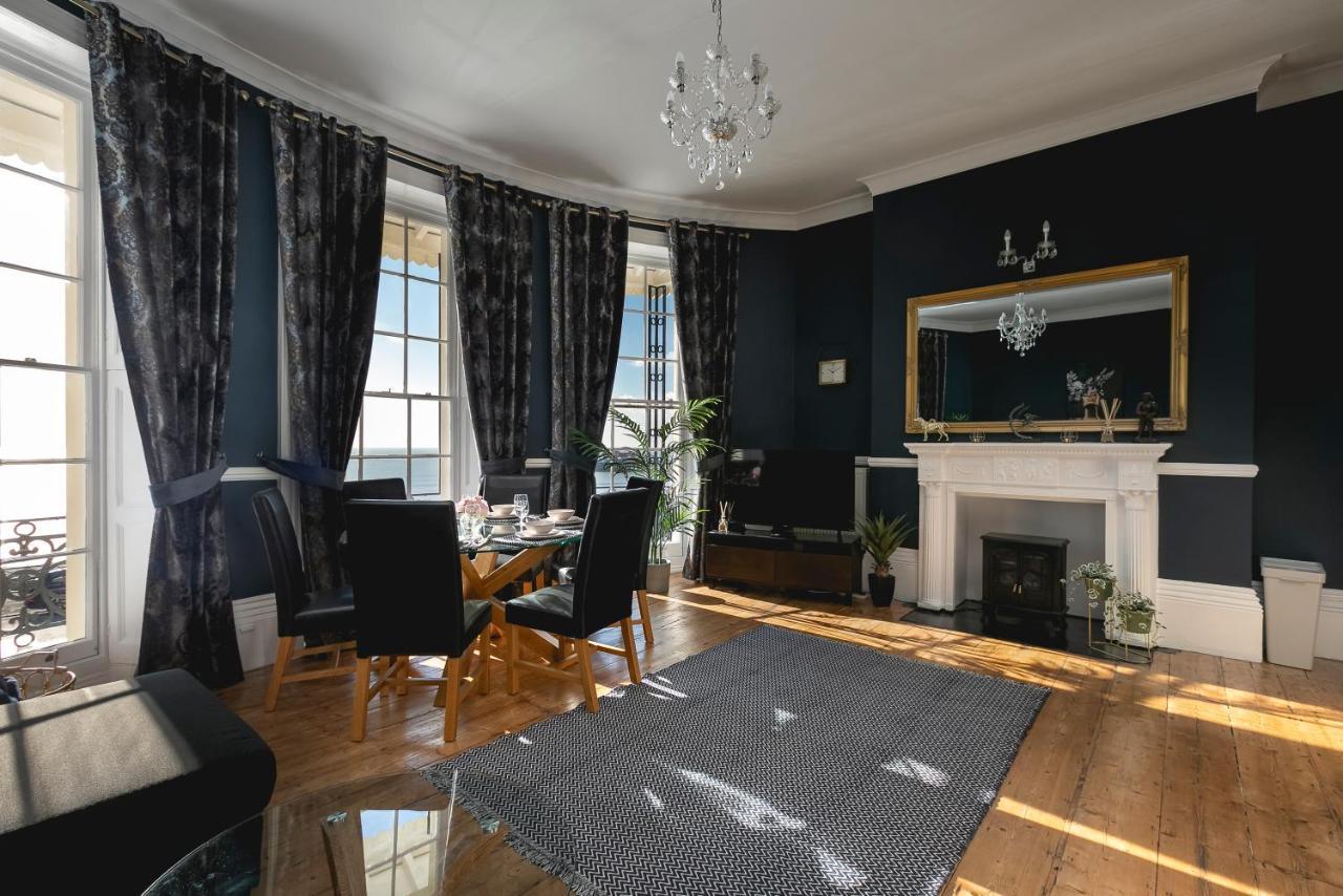 Marine Parade Sea View 2-bedroom Apartment