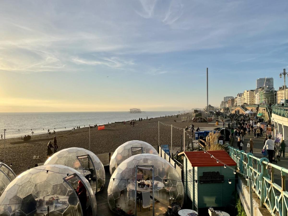 Holiday home Hummingbird House - 3 Double Bedrooms And Free Parking - By Crown Gardens Homes Brighton