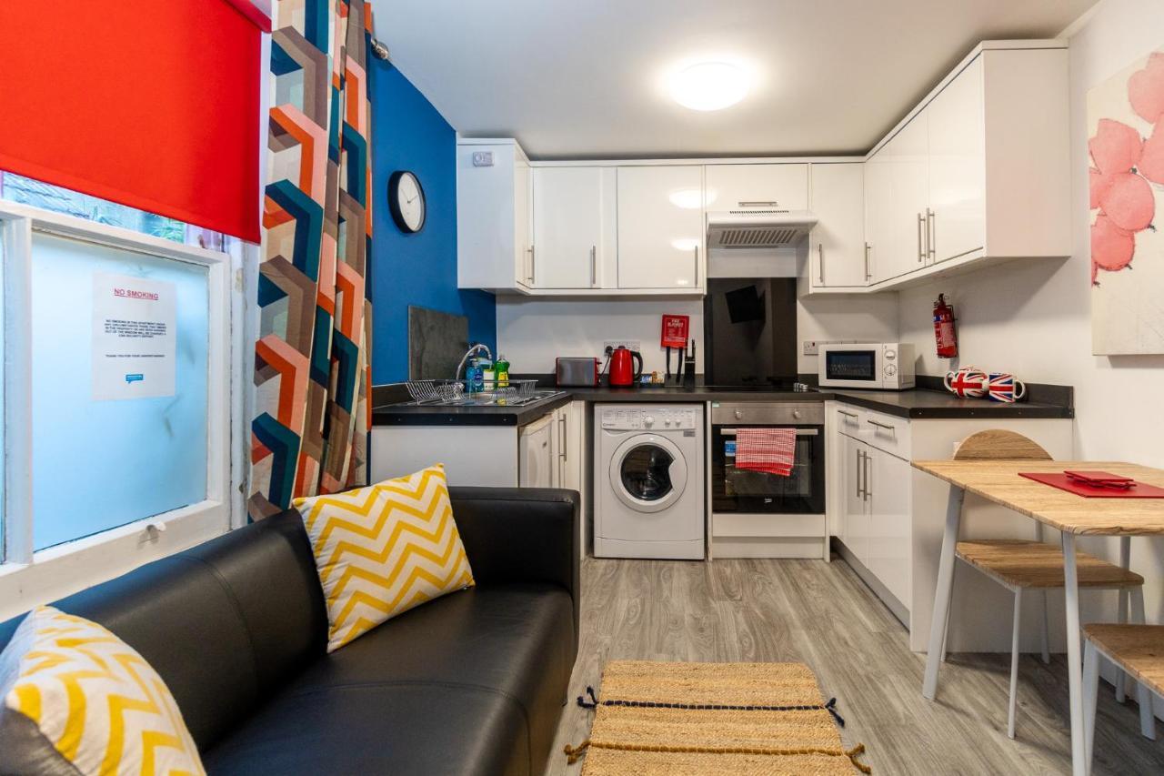 Apartment Beside The Seaside - By My Getaways