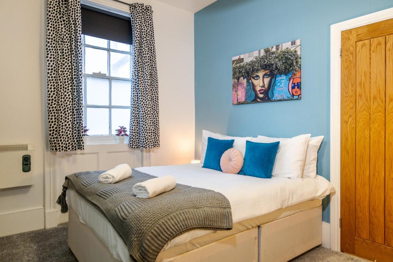 Apartment Beside The Seaside - By My Getaways *