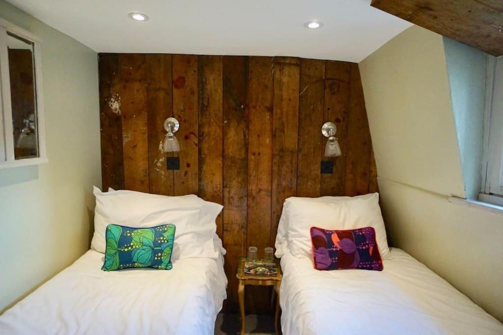 Smugglers Heritage Cottage, Very Central In Vibrant *
