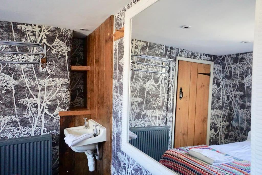 Smugglers Heritage Cottage, Very Central In Vibrant * Brighton