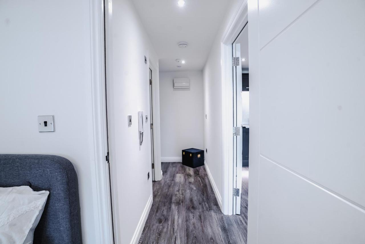 New Road Apartment