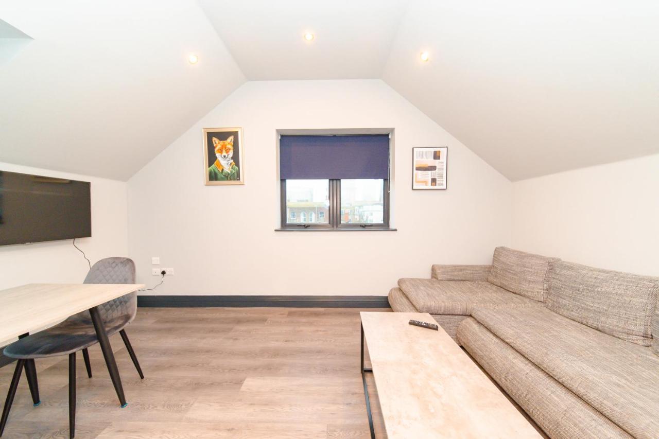 Flash Sale Centre Seafront 2 Bedroom Flat Bn112shp5a Apartment *
