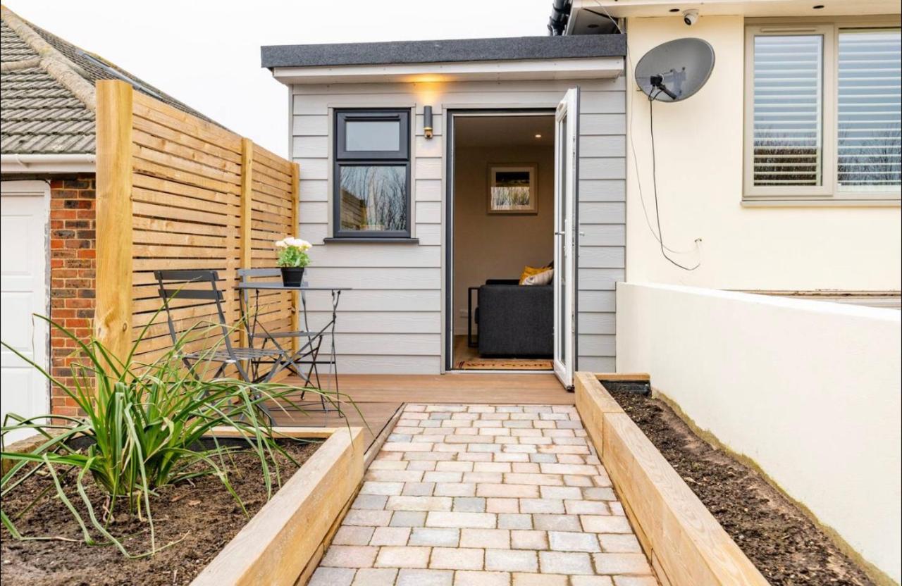 Apartment The Hideaway By The Sea - Free Parking Brighton