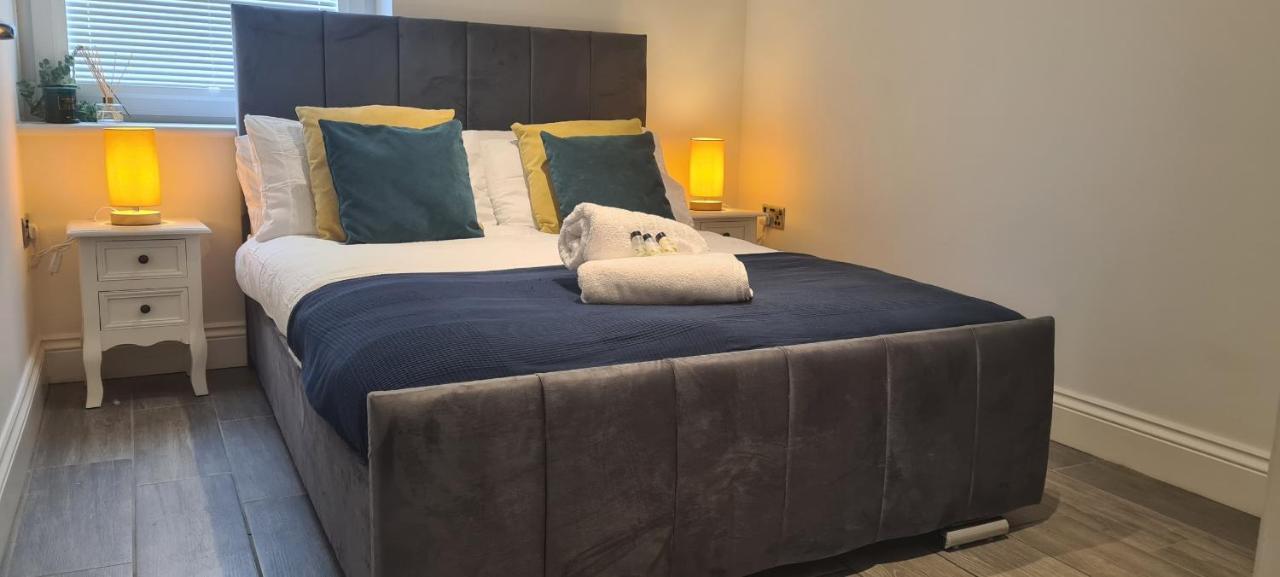 Luxury Hollywood Getaway In The Heart Of The Apartment Brighton