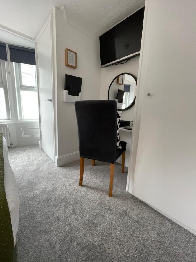 Guest house The White House Brighton