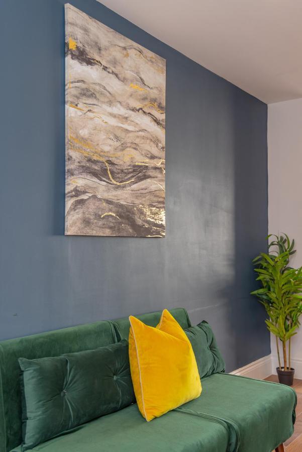 2cq*morden Studio Flat *moments Away From Seafront