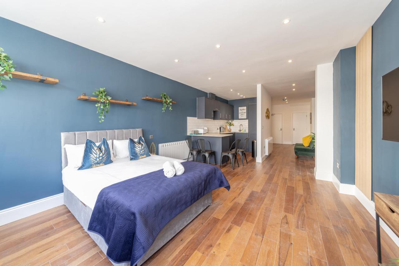 2cq*morden Studio Flat *moments Away From Seafront Apartment *