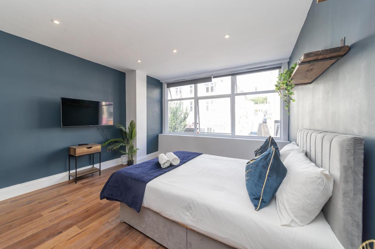 2cq*morden Studio Flat *moments Away From Seafront Apartment *