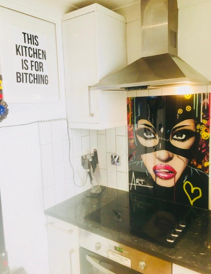 By Hove Its Got It Boutique Rock N Roll Punk Apartment Hove * Brighton