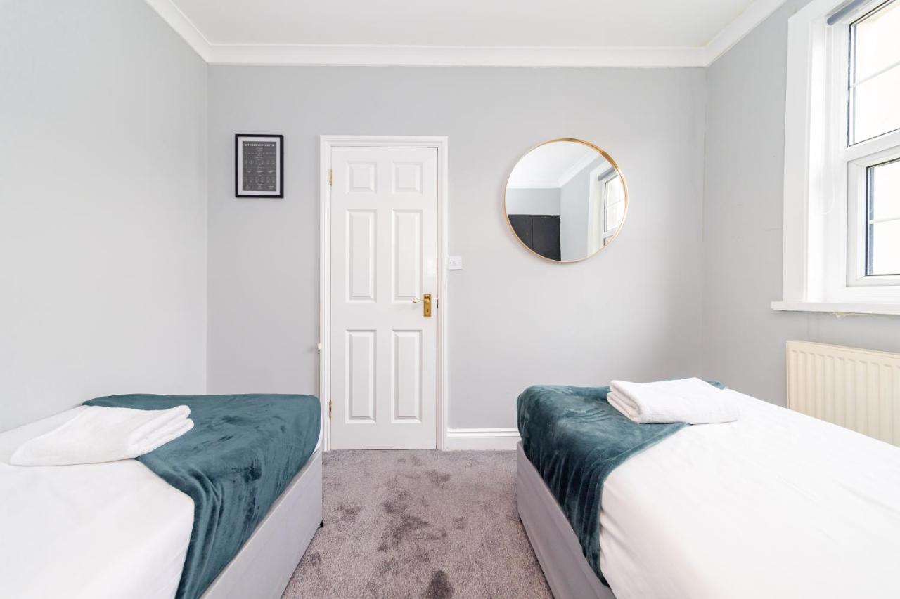 Flash Sale Central 3 Bedroom Flat Bn338awat