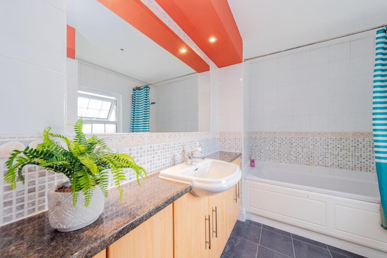 Flash Sale Central 3 Bedroom Flat Bn338awat *