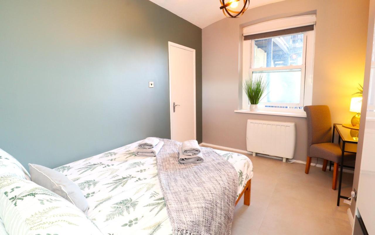 Apartment Brighton, Bn1, Short And Long Let, 3 Sleeps, 6 Mins Walk From Train Station