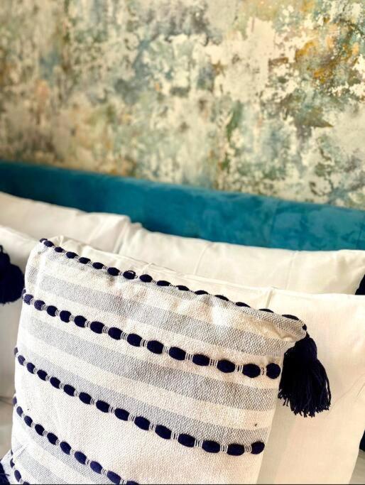 Apartment Stylish Coastal In The Centre Of