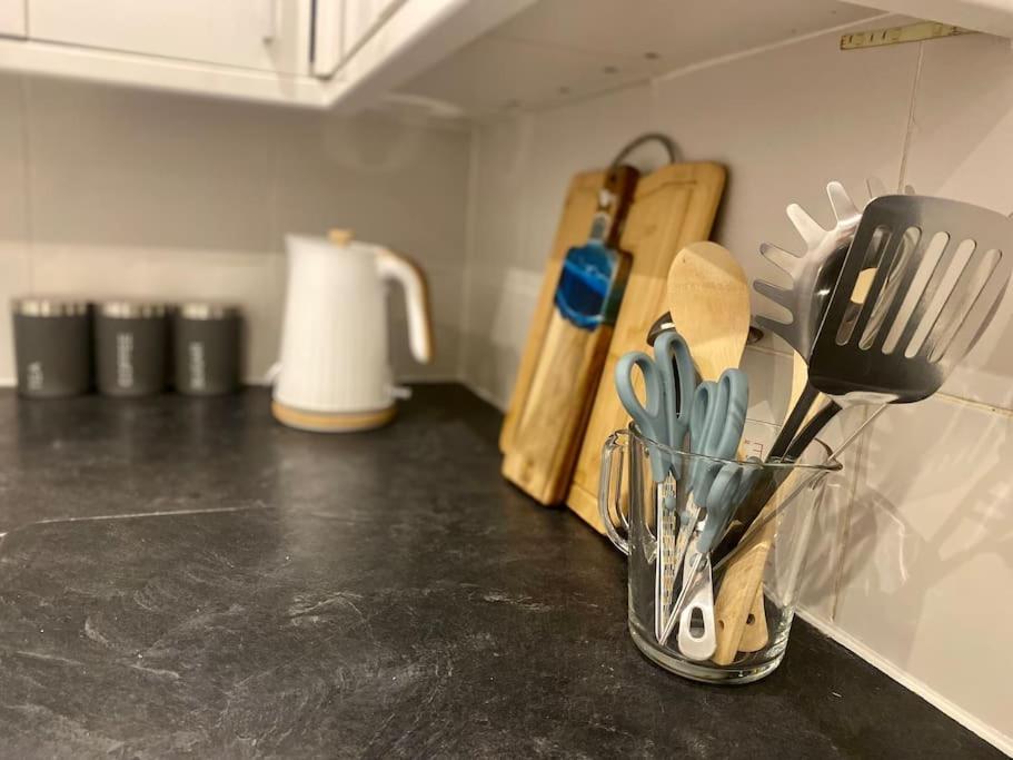 Stylish Coastal In The Centre Of Apartment Brighton