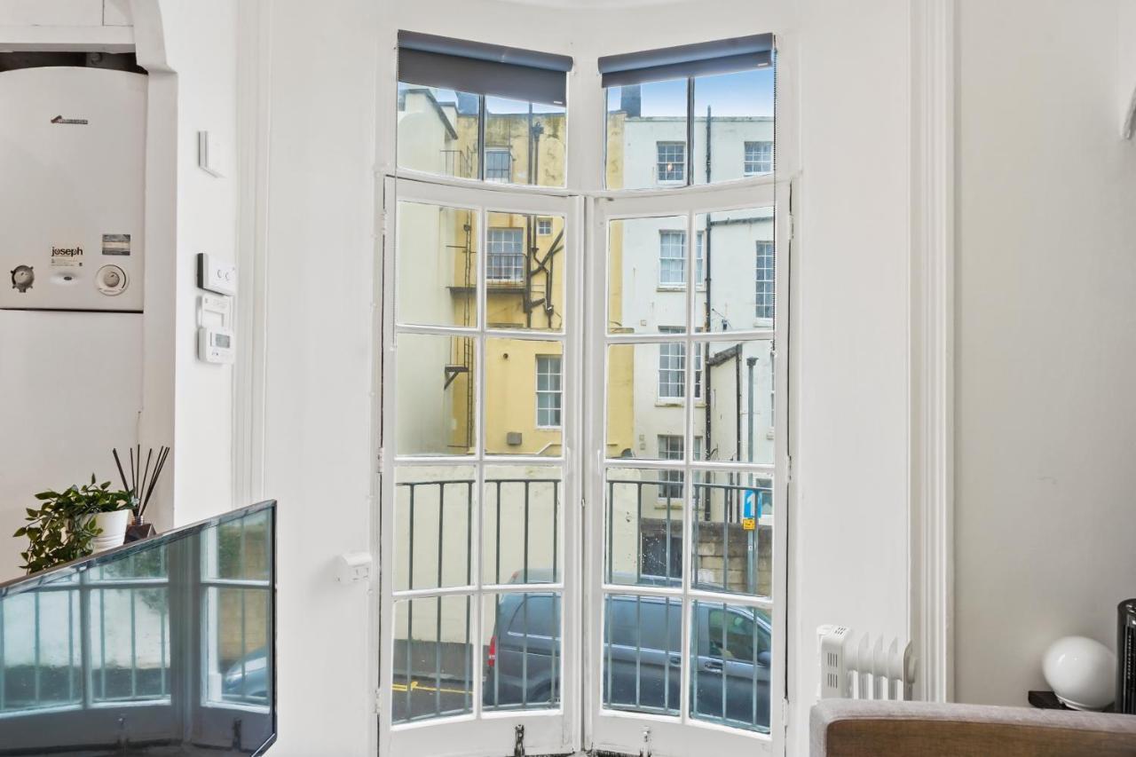 Modern One Bedroom In