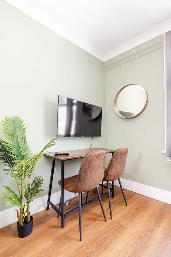 Super Central Location I Tropical Studio I Next To Beach And North Lanes Apartment