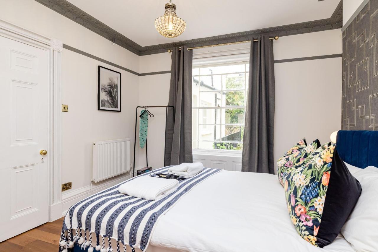 Apartment Sea View I Garden I Seafronti One Bedroom Flat I King Size Bed I 2 Mins Walk To Seafront Brighton