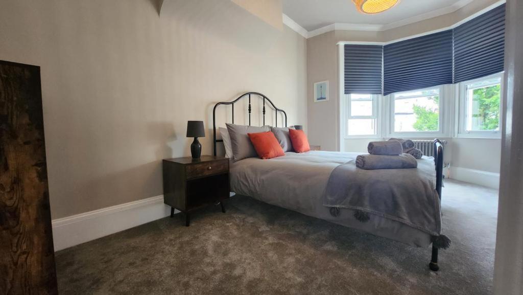 Apartment Contemporary