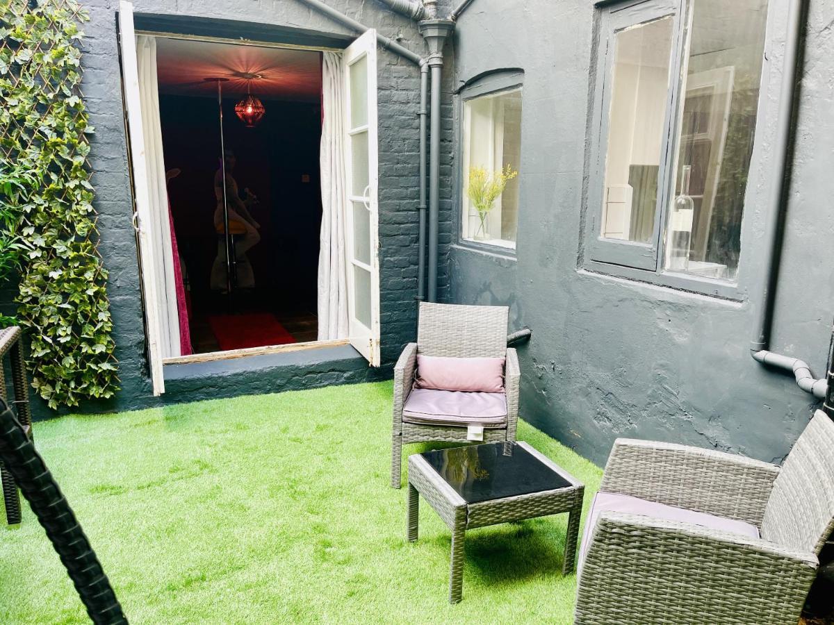 Seafront Party Houses For Hens, Stags & Groups Brighton
