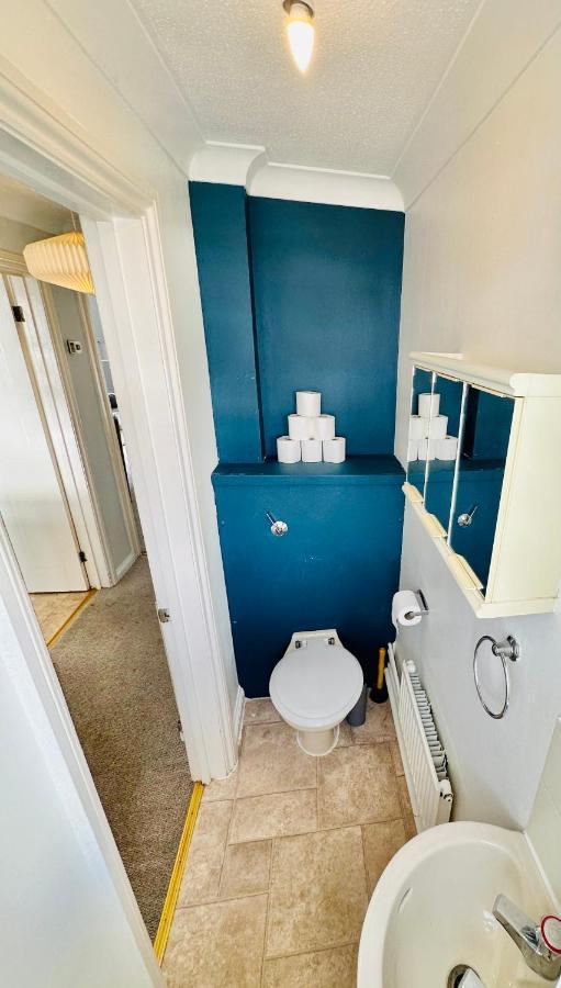 Place2stay Free Parking 3 Bed House Holiday home *