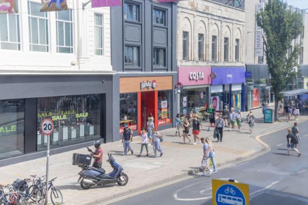Flash Sales Offer - Any Week Day No Minimum Restrictions Centre Studio Bn144cla02 Apartment *