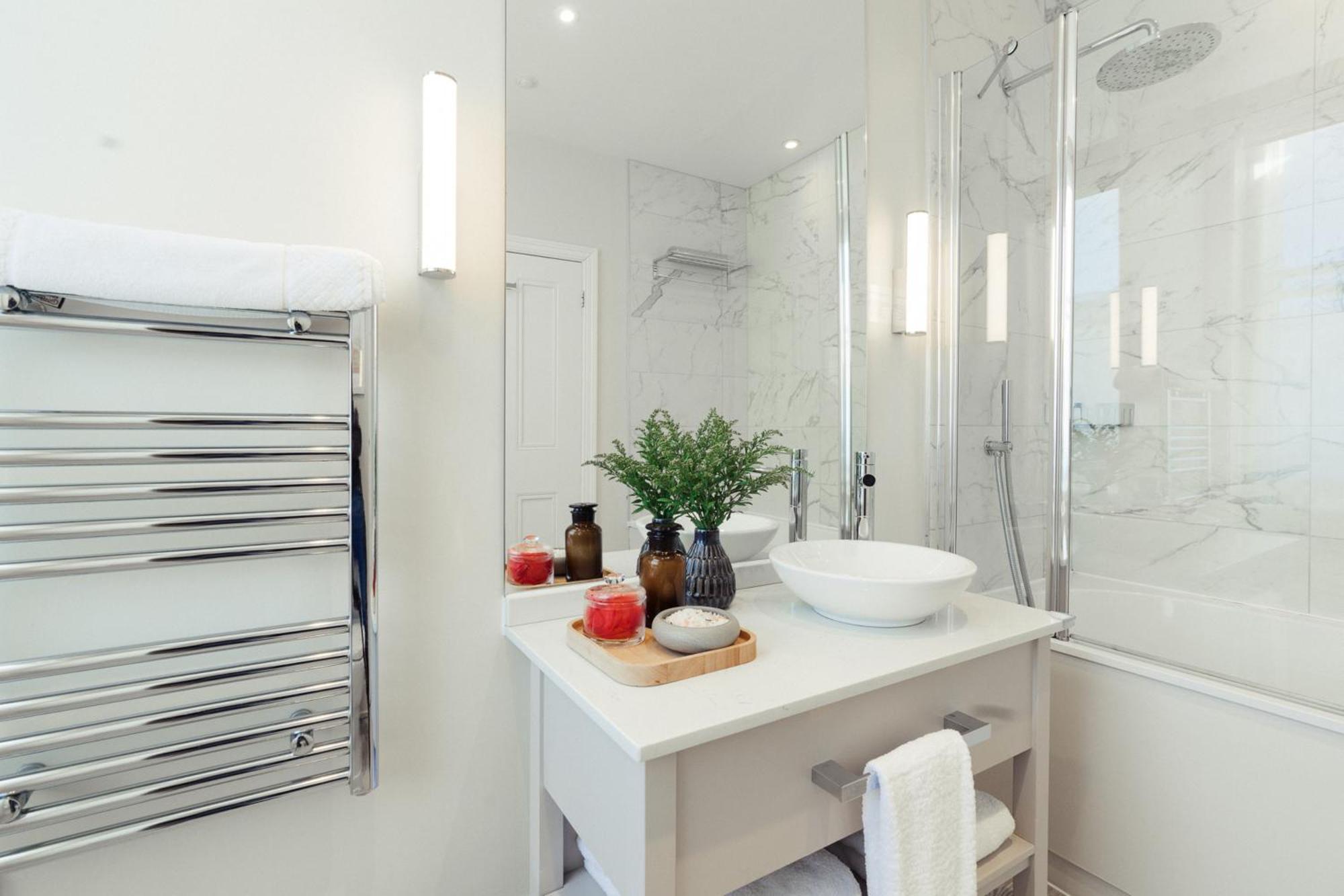 Guest house The Charm Boutique & 5*