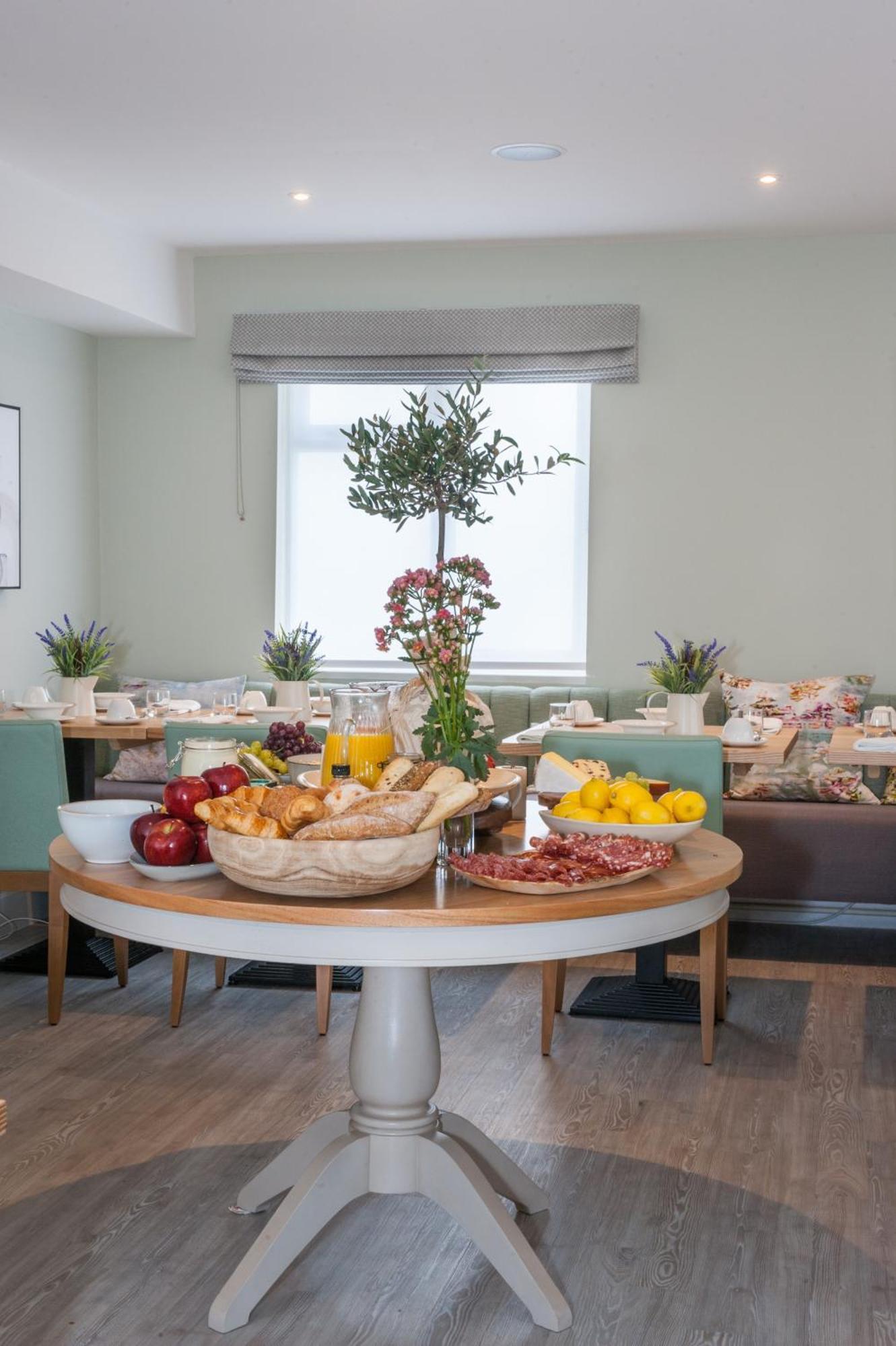 Guest house The Charm Boutique &