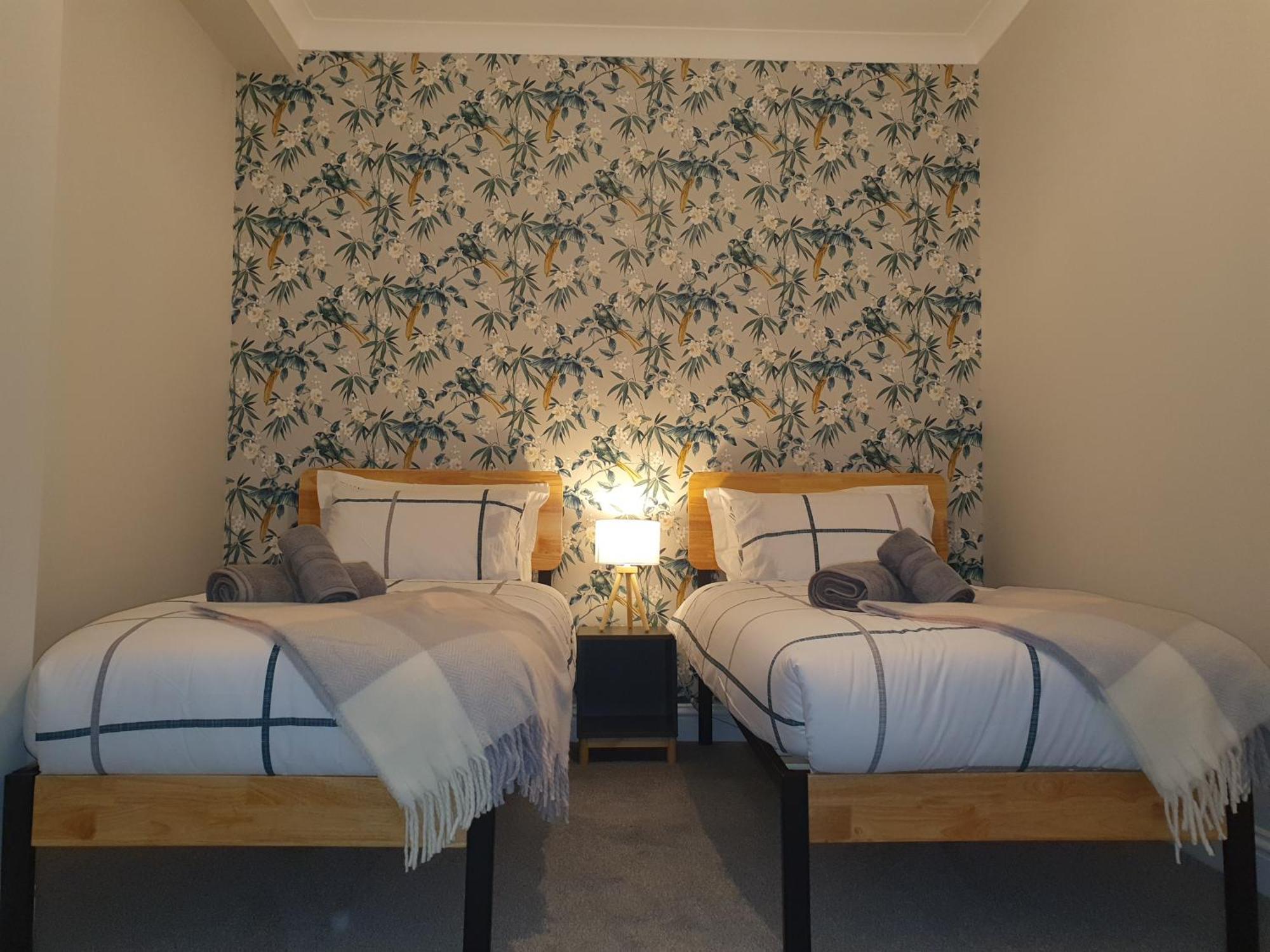Clarence House Apartment *