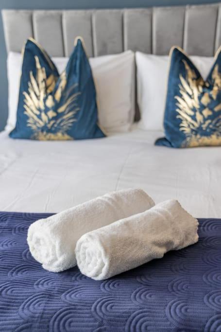 Flash Sales Offer - Any Week Day No Minimum Restrictions Centre Studio Bn144cla02 Apartment