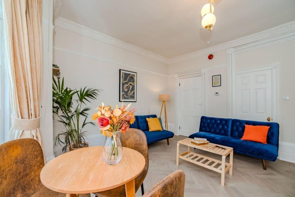 Apartment Beautiful Sea View I Spacious One Bed Flat I Sleep 4 Guests Bp2