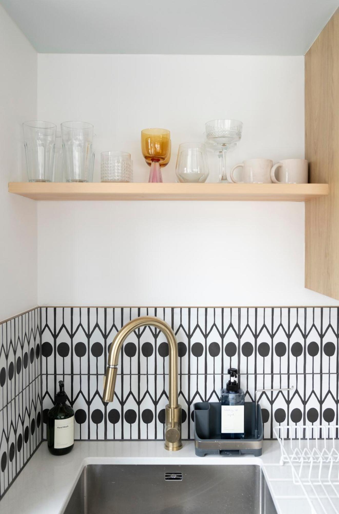 The Lorelei Chic Urban Retreat With Terrace In *