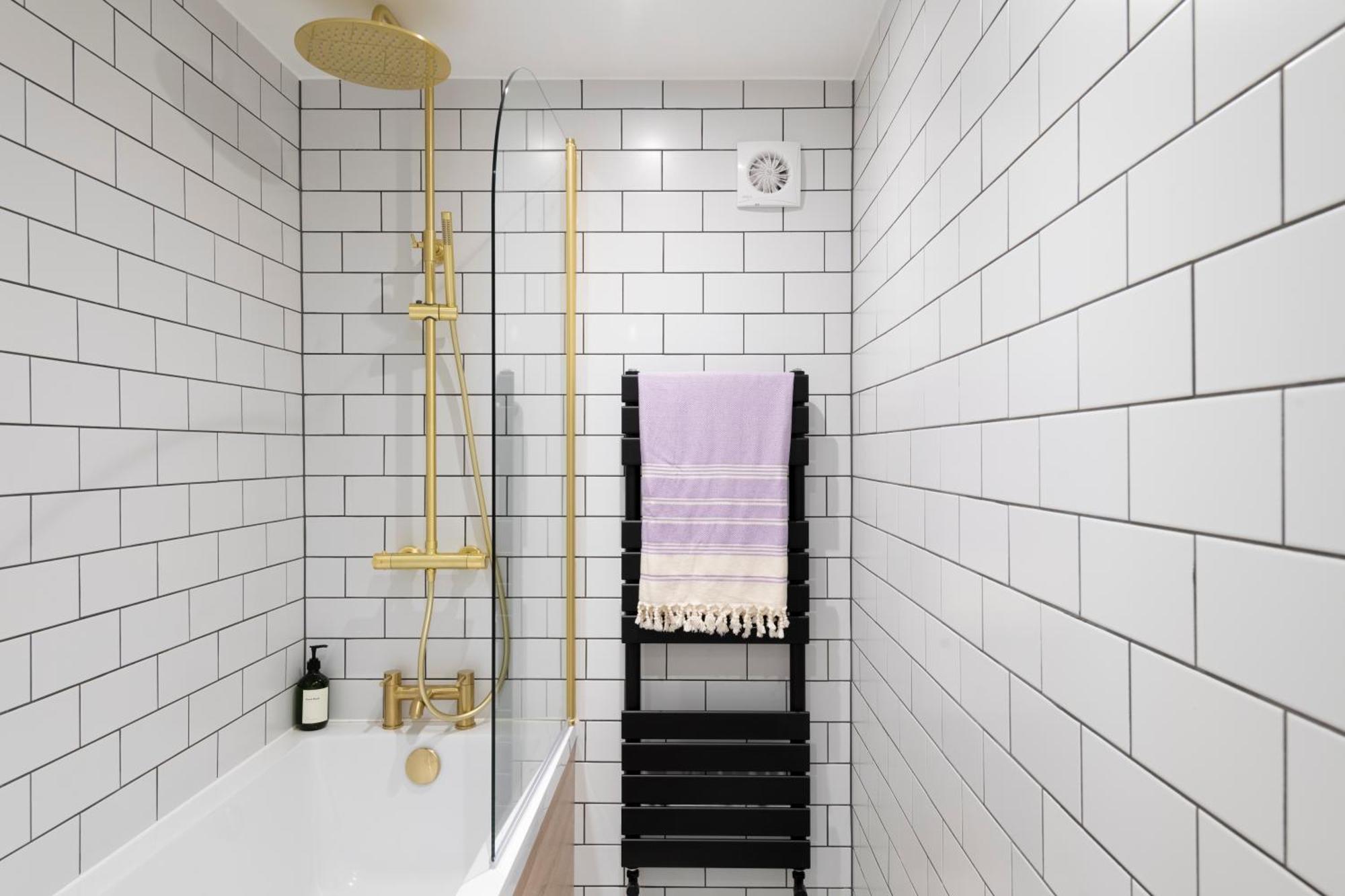 The Lorelei Chic Urban Retreat With Terrace In Apartment *